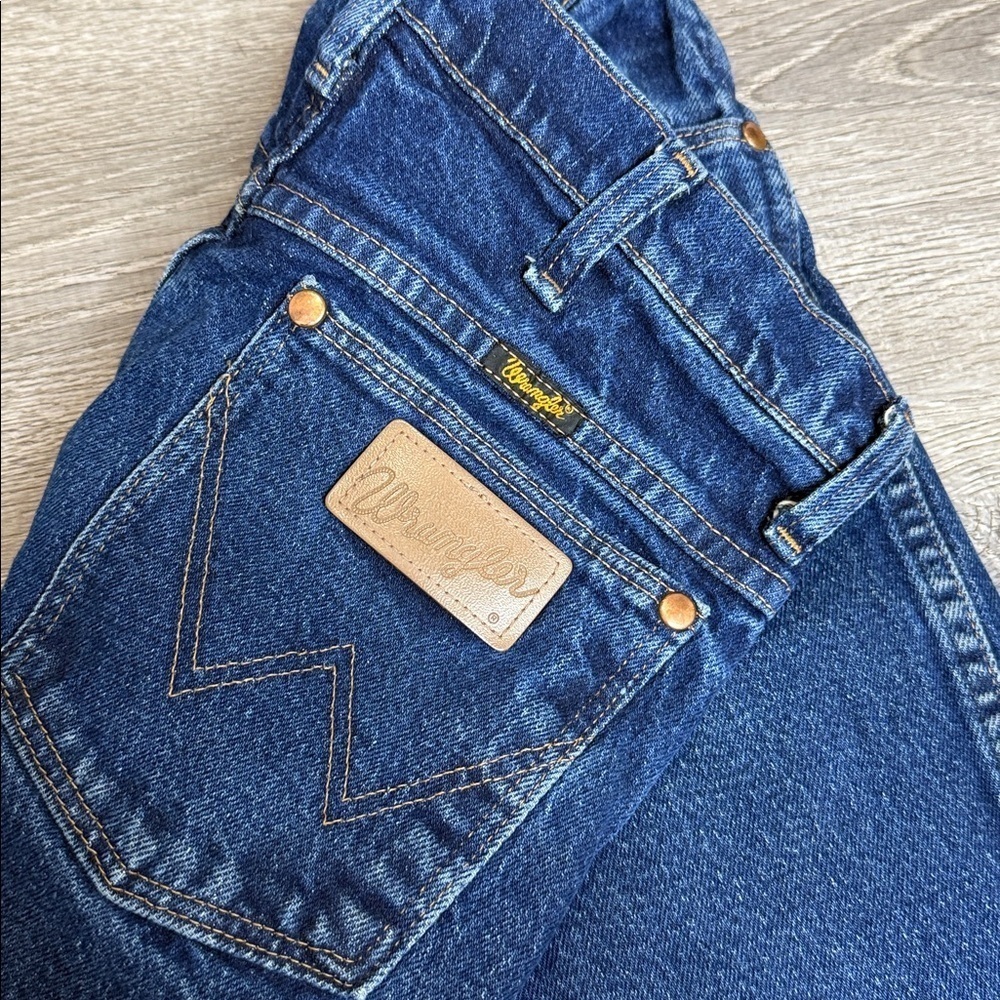 Wrangler Women’s High Rise Straight Leg Jeans Dark Blue Sz 30x34 - Picture 3 of 10